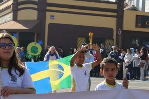 DESFILE C&Iacute;VICO &ndash; 132 ANOS DE RIO DAS PEDRAS