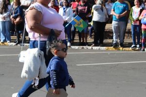 DESFILE C&Iacute;VICO &ndash; 132 ANOS DE RIO DAS PEDRAS