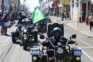 DESFILE C&Iacute;VICO &ndash; 132 ANOS DE RIO DAS PEDRAS