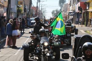 DESFILE C&Iacute;VICO &ndash; 132 ANOS DE RIO DAS PEDRAS