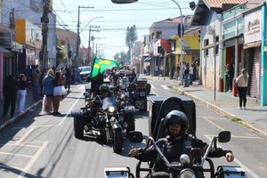 DESFILE C&Iacute;VICO &ndash; 132 ANOS DE RIO DAS PEDRAS