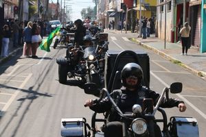 DESFILE C&Iacute;VICO &ndash; 132 ANOS DE RIO DAS PEDRAS
