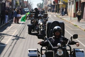 DESFILE C&Iacute;VICO &ndash; 132 ANOS DE RIO DAS PEDRAS