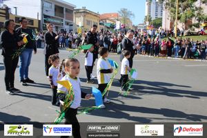 DESFILE C&Iacute;VICO &ndash; 132 ANOS DE RIO DAS PEDRAS