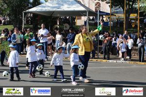 DESFILE C&Iacute;VICO &ndash; 132 ANOS DE RIO DAS PEDRAS
