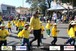 DESFILE C&Iacute;VICO &ndash; 132 ANOS DE RIO DAS PEDRAS