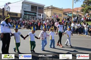 DESFILE C&Iacute;VICO &ndash; 132 ANOS DE RIO DAS PEDRAS