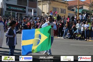 DESFILE C&Iacute;VICO &ndash; 132 ANOS DE RIO DAS PEDRAS