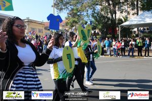 DESFILE C&Iacute;VICO &ndash; 132 ANOS DE RIO DAS PEDRAS