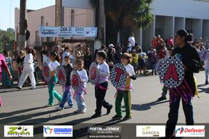 DESFILE C&Iacute;VICO &ndash; 132 ANOS DE RIO DAS PEDRAS