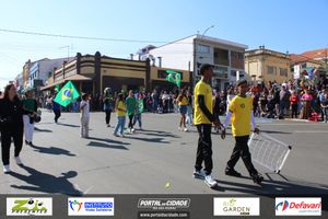 DESFILE C&Iacute;VICO &ndash; 132 ANOS DE RIO DAS PEDRAS