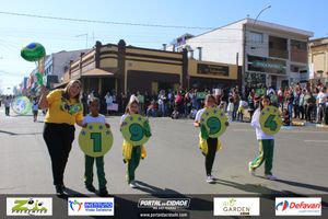 DESFILE C&Iacute;VICO &ndash; 132 ANOS DE RIO DAS PEDRAS