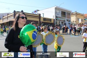 DESFILE C&Iacute;VICO &ndash; 132 ANOS DE RIO DAS PEDRAS