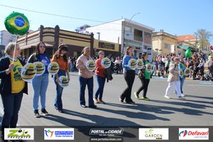 DESFILE C&Iacute;VICO &ndash; 132 ANOS DE RIO DAS PEDRAS