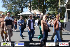 DESFILE C&Iacute;VICO &ndash; 132 ANOS DE RIO DAS PEDRAS