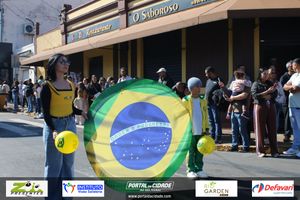 DESFILE C&Iacute;VICO &ndash; 132 ANOS DE RIO DAS PEDRAS