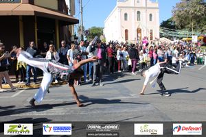 DESFILE C&Iacute;VICO &ndash; 132 ANOS DE RIO DAS PEDRAS