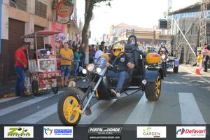 DESFILE C&Iacute;VICO &ndash; 132 ANOS DE RIO DAS PEDRAS