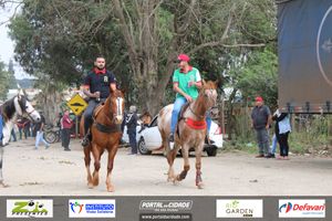 Desfile dos Cavaleiros e Charreteiros