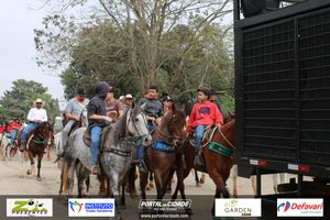 Desfile dos Cavaleiros e Charreteiros