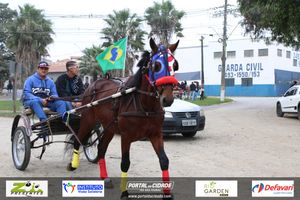 Desfile dos Cavaleiros e Charreteiros