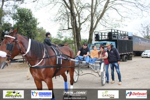 Desfile dos Cavaleiros e Charreteiros