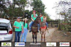 Desfile dos Cavaleiros e Charreteiros