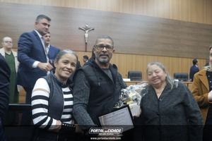 ENTREGA DE T&Iacute;TULOS DE CIDAD&Atilde;O RIOPEDRENSE - 2026