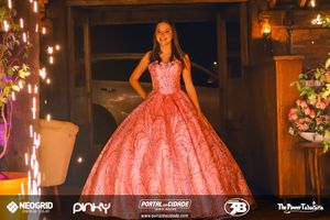 15 Anos Lara Finder