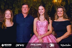 15 Anos Lara Finder