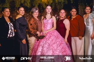 15 Anos Lara Finder