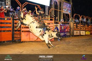 4&ordm; dia 9&ordf; EXPOMIG - S&atilde;o Miguel do Guapor&eacute;