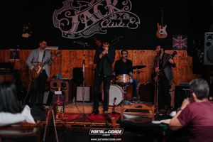 1&ordf; Noite do Jack Blues in the Night