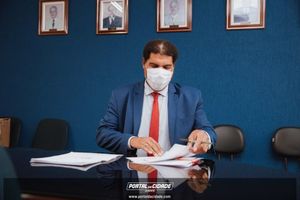 OAB Sumar&eacute; realiza a 1&ordf; entrega do ano das carteiras aos novos Advogados