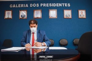 OAB Sumar&eacute; realiza a 1&ordf; entrega do ano das carteiras aos novos Advogados