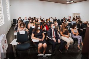 OAB Sumar&eacute; realiza a 1&ordf; entrega do ano das carteiras aos novos Advogados