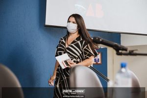 OAB Sumar&eacute; realiza a 1&ordf; entrega do ano das carteiras aos novos Advogados