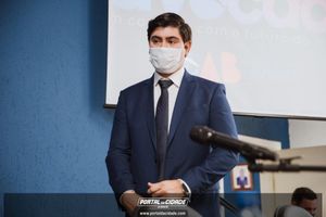OAB Sumar&eacute; realiza a 1&ordf; entrega do ano das carteiras aos novos Advogados