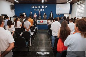 OAB Sumar&eacute; realiza a 1&ordf; entrega do ano das carteiras aos novos Advogados