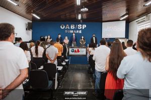 OAB Sumar&eacute; realiza a 1&ordf; entrega do ano das carteiras aos novos Advogados