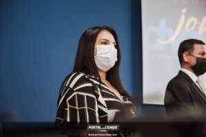 OAB Sumar&eacute; realiza a 1&ordf; entrega do ano das carteiras aos novos Advogados