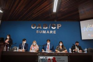 OAB Sumar&eacute; realiza a 1&ordf; entrega do ano das carteiras aos novos Advogados