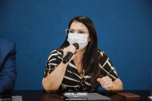 OAB Sumar&eacute; realiza a 1&ordf; entrega do ano das carteiras aos novos Advogados