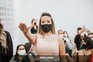 OAB Sumar&eacute; realiza a 1&ordf; entrega do ano das carteiras aos novos Advogados