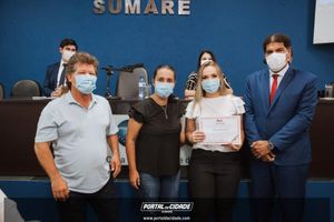 OAB Sumar&eacute; realiza a 1&ordf; entrega do ano das carteiras aos novos Advogados