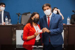 OAB Sumar&eacute; realiza a 1&ordf; entrega do ano das carteiras aos novos Advogados