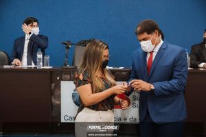 OAB Sumar&eacute; realiza a 1&ordf; entrega do ano das carteiras aos novos Advogados
