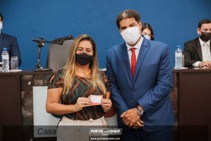 OAB Sumar&eacute; realiza a 1&ordf; entrega do ano das carteiras aos novos Advogados