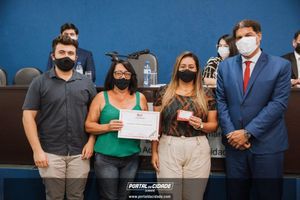 OAB Sumar&eacute; realiza a 1&ordf; entrega do ano das carteiras aos novos Advogados