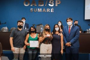 OAB Sumar&eacute; realiza a 1&ordf; entrega do ano das carteiras aos novos Advogados